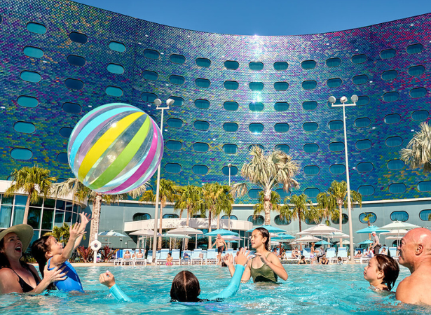 Universal Terra Luna Resort