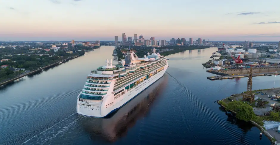 Visit Tampa Bay cruise