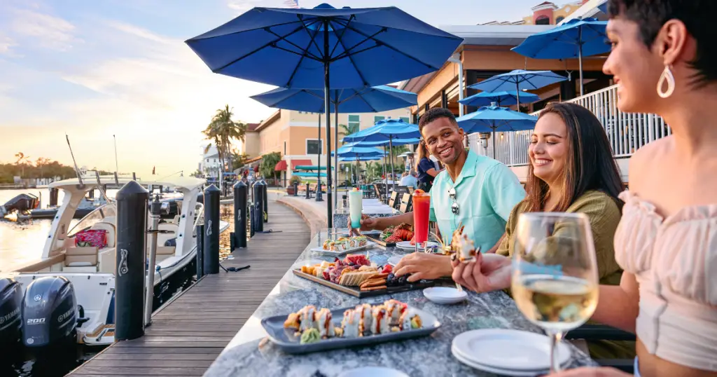 local dining fort myers