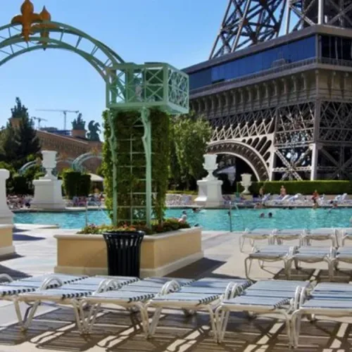 8665-10-hotel_carousel_large