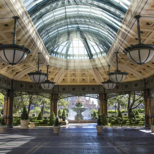 8683-31-hotel_carousel_large