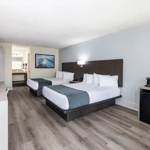 avanti-international-resort-orlando-superior-double-queen-guestroom