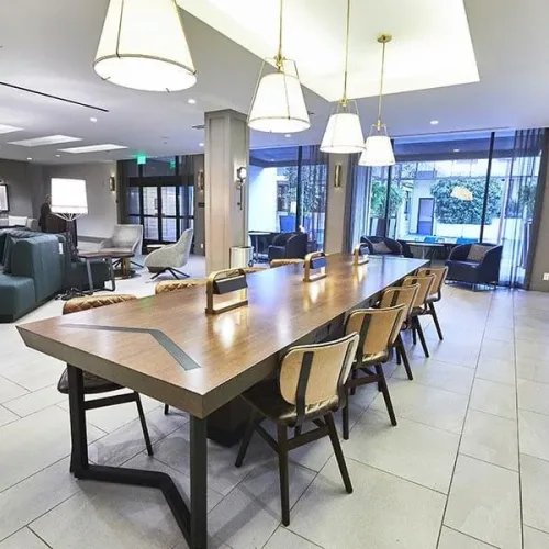 lobby-riu-plaza-fishermans-5_tcm55-232513