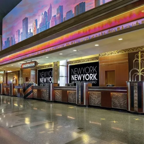 mg-lasny-front-desk-24232_Wide-Hor